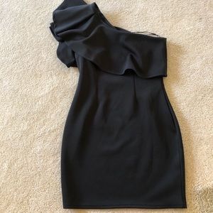 one shoulder sliming dress